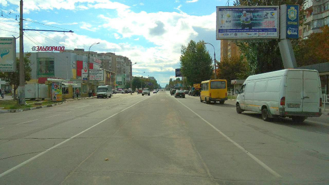 Призма 6x3,  200-річчя Херсона пр./Каховська пл.