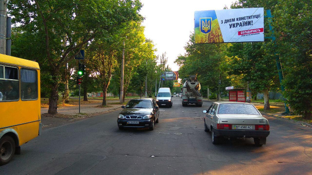 Щит 6x3,  І.Кулика/стадіон Петровець
