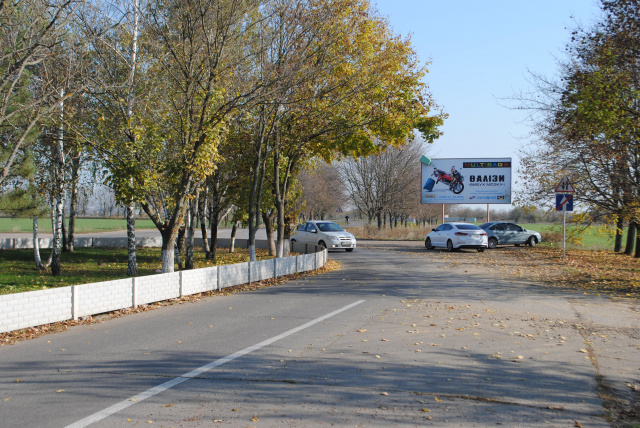 Щит 6x3,  Аеропортовська дорога, Т2215 (виїзд з Аеропорту)