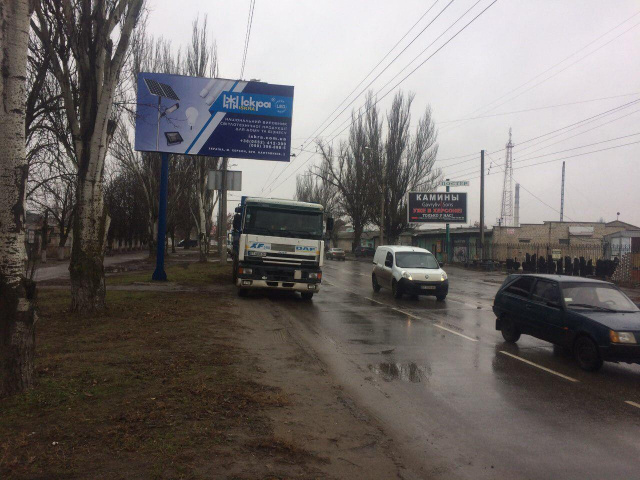 Щит 6x3,  По Нафтовиків вул.(Пам'ятники)