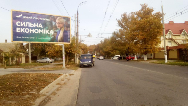 Щит 6x3,  вул. І.Кулика 105, напрямок до ТРЦ Фабрика