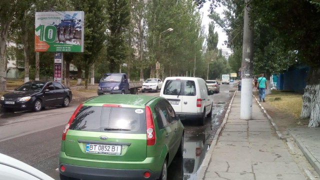Щит 4x3,  Патона вул.(напроти ринку "Острів")