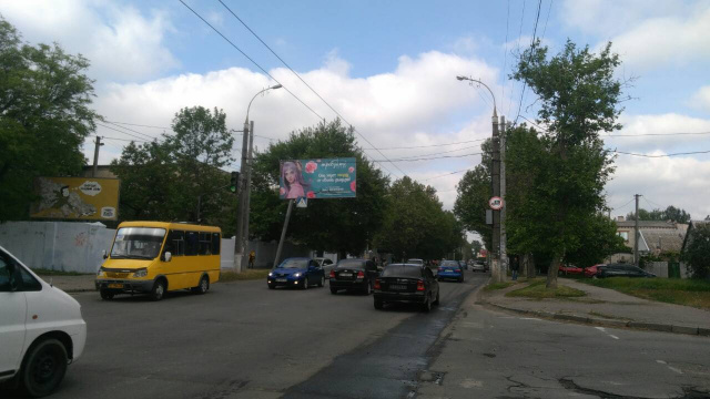 Щит 6x3,  І.Кулика вул./р-н будинку №146/вул.Ладичука