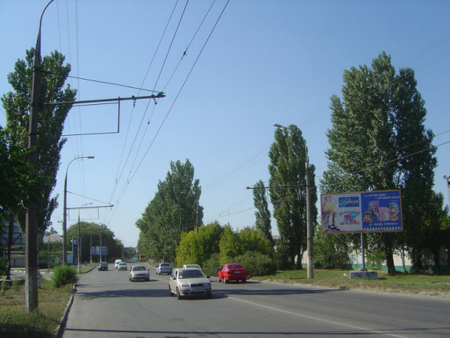 Щит 6x3,  Нафтовиків вул. (Р-н м'ясокомбінату, навпроти АЗС)