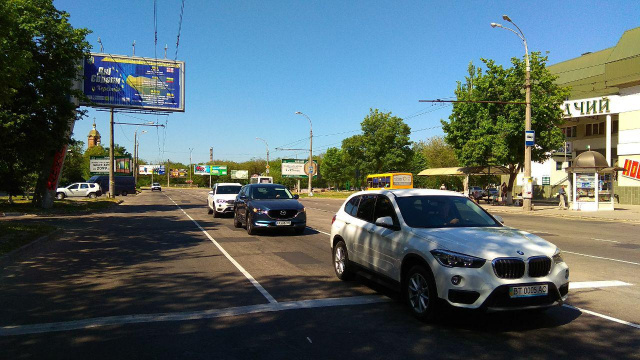 Призма 6x3,  200-річчя Херсона пр.(м-н "Зодчий")/вул.Полковника Кедровського