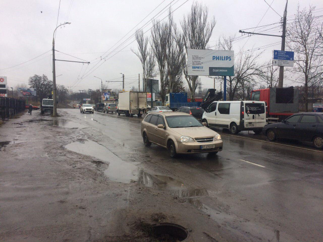 Щит 6x3,  По Нафтовиків вул.(Пам'ятники)